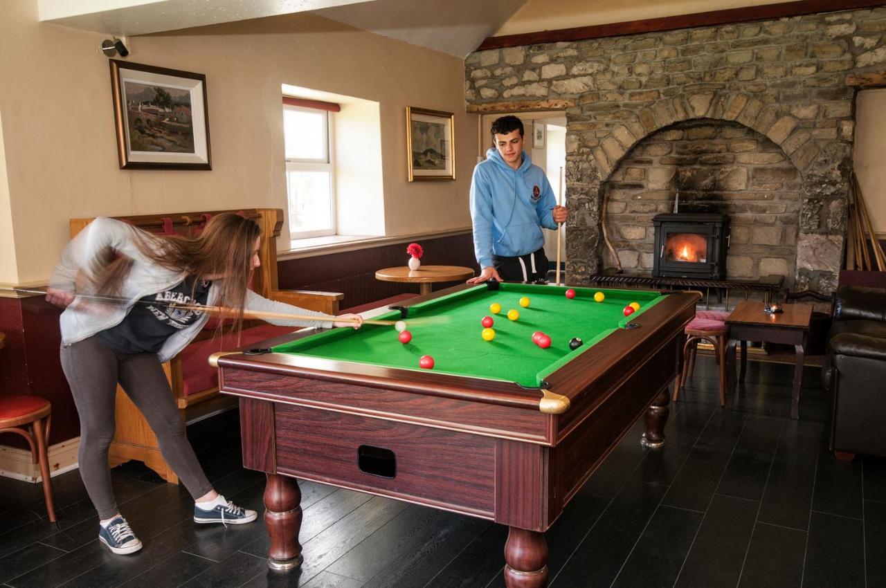 The Connemara Hostel - Sleepzone リーノーン エクステリア 写真