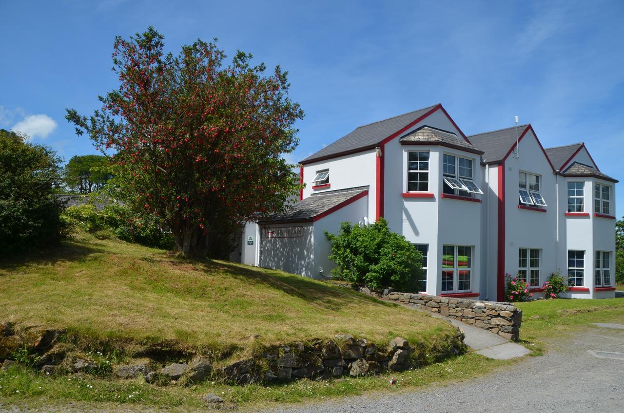 The Connemara Hostel - Sleepzone リーノーン エクステリア 写真
